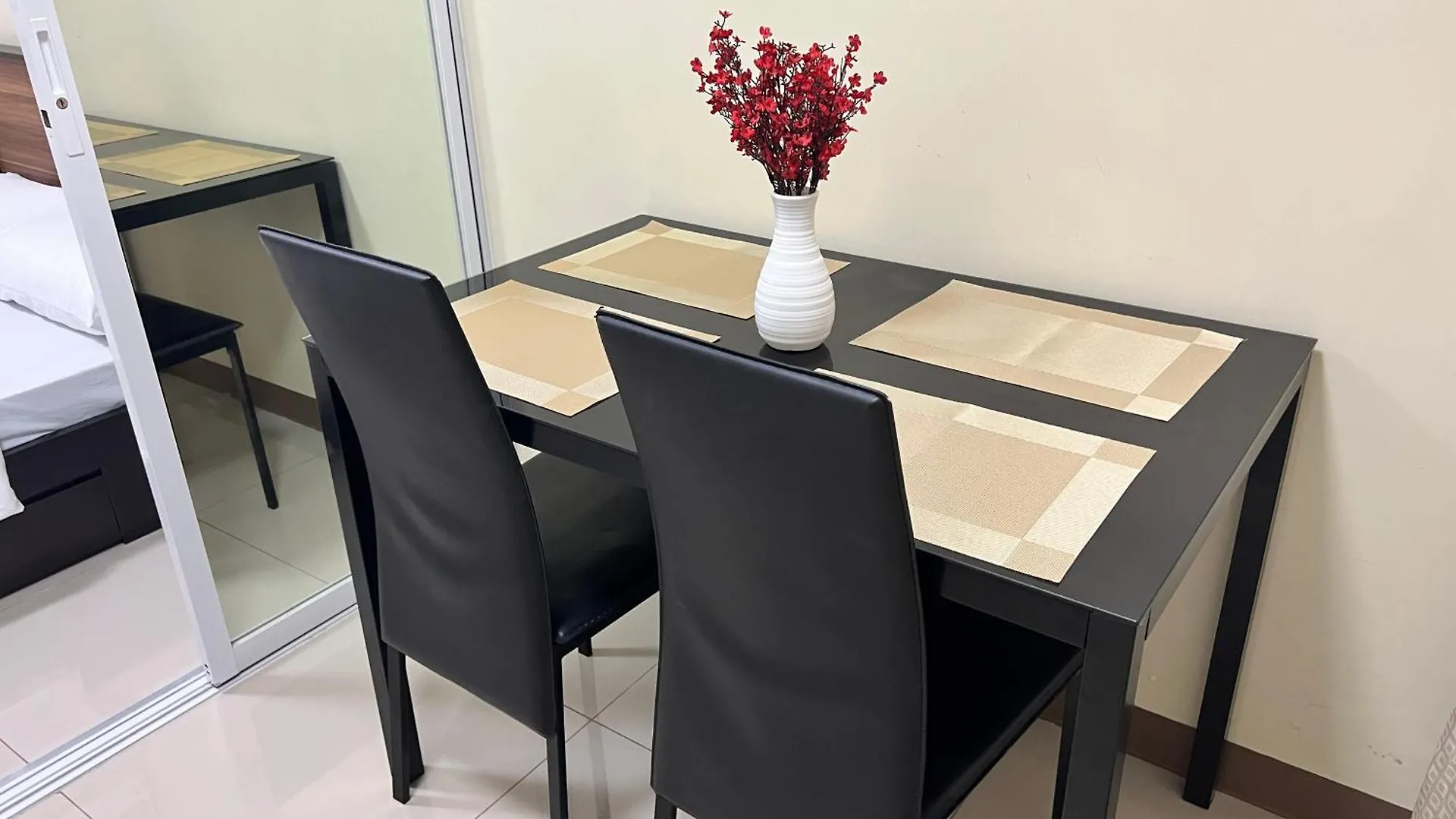 Condotel Room To Stay Lodging Manila
