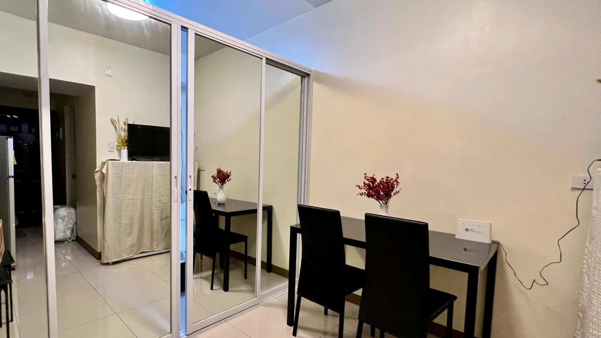 Condotel Room To Stay Lodging Manila Apartment